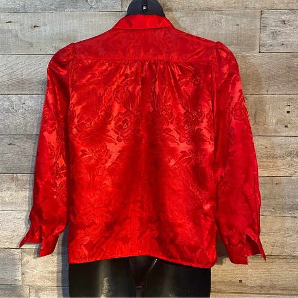 EUC Vtg Susan Van Heusen Women's Red Textured Button Up Blouse Top Shirt Size 10 - Picture 5 of 9